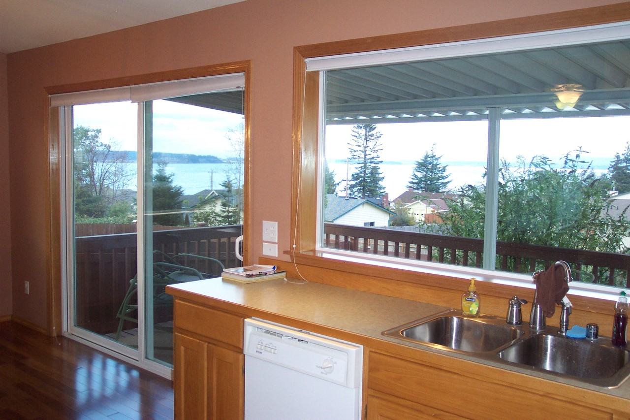 1519 Carol St - Photo 3 of 9