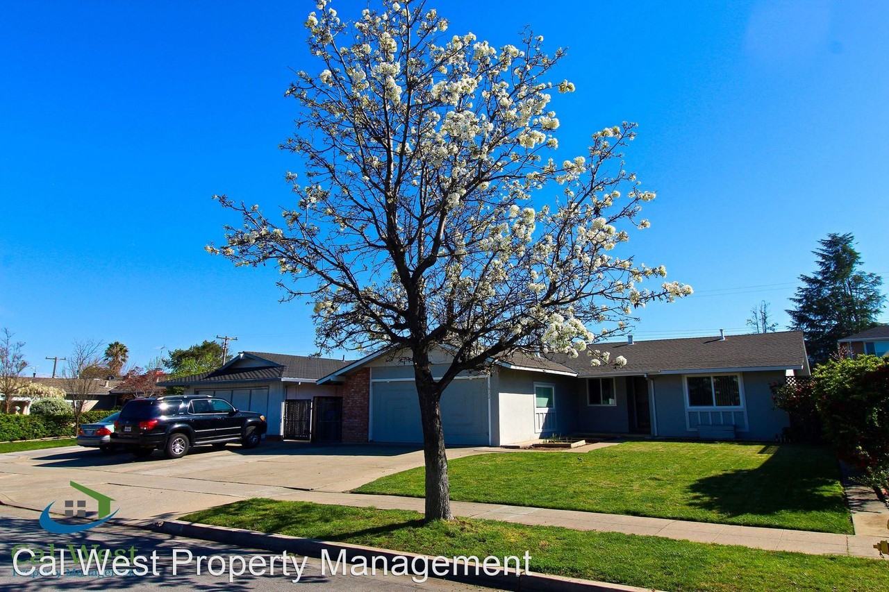 1822 Lencar Way - Photo 2 of 17