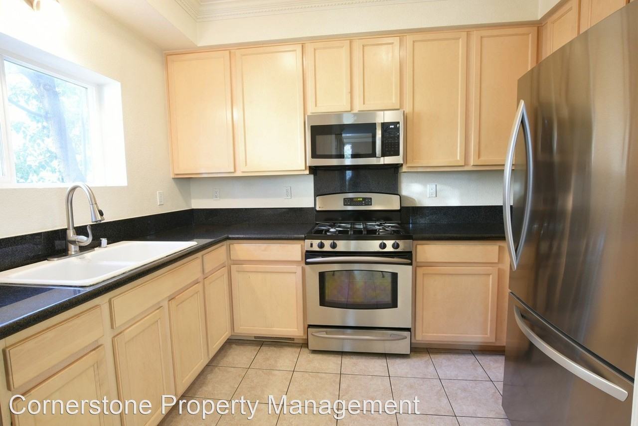 1256 Lick Ave - Photo 2 of 18