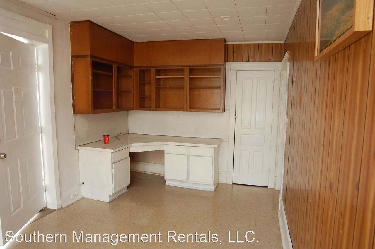 437 S Main St 2nd Fl - Photo 2 of 7