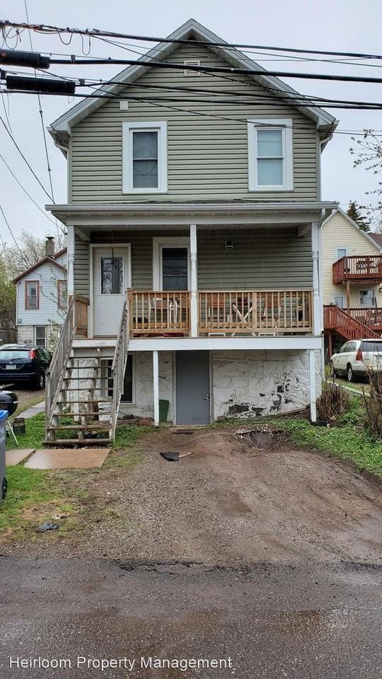 216 1/2 E 5th Street - Photo 2 of 9