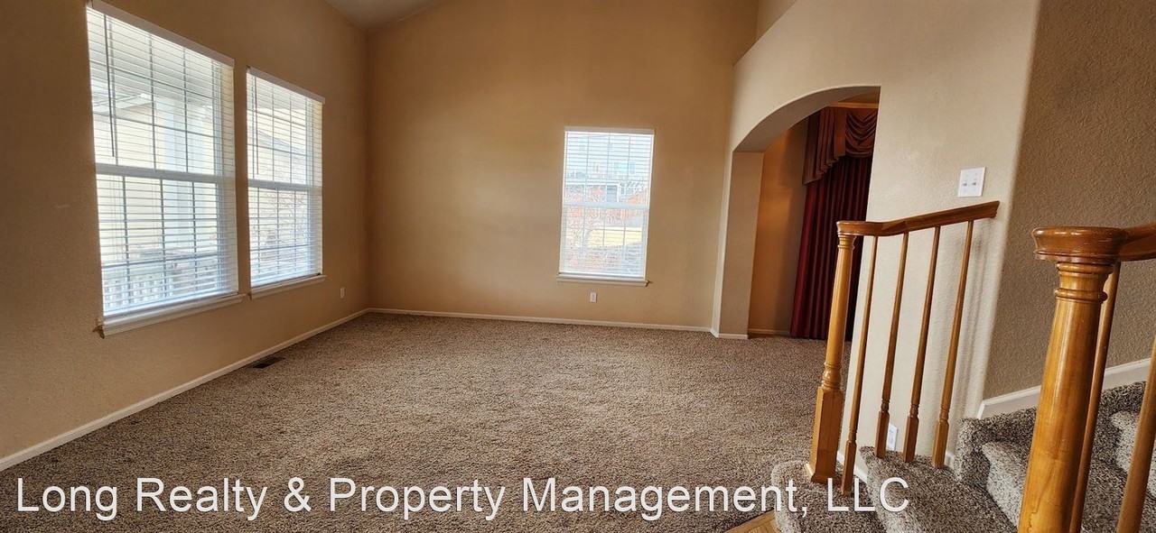 4358 Cameo Ln - Photo 3 of 32