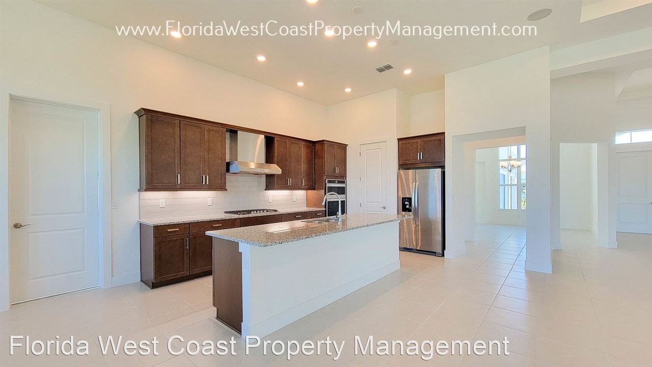 8452 Cane Bay Ct - Photo 2 of 47