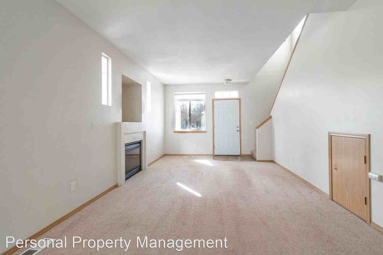 17314 Se 22nd St - Photo 2 of 18