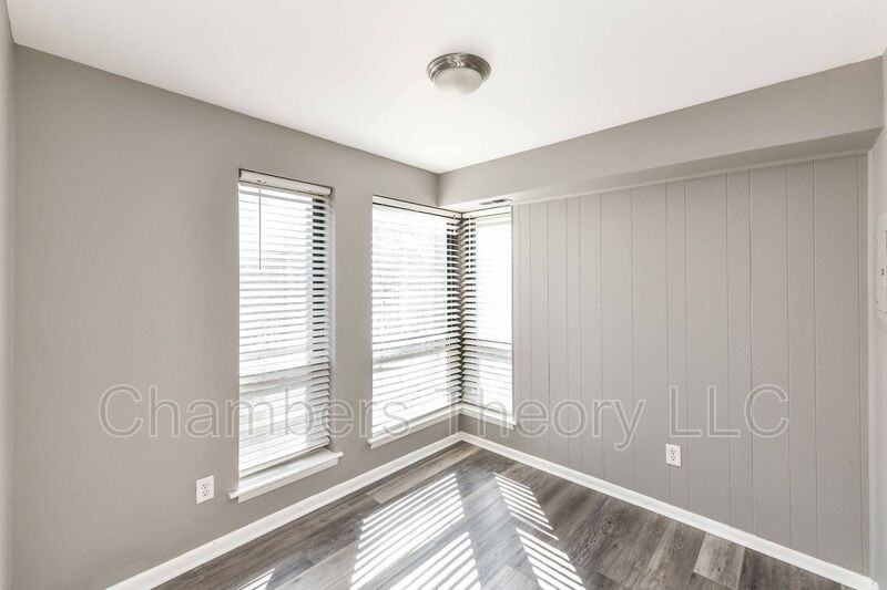 11220 Chestnut Grove Sq #223 - Photo 5 of 26