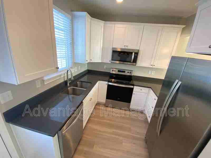 738 Ne - Photo 3 of 11