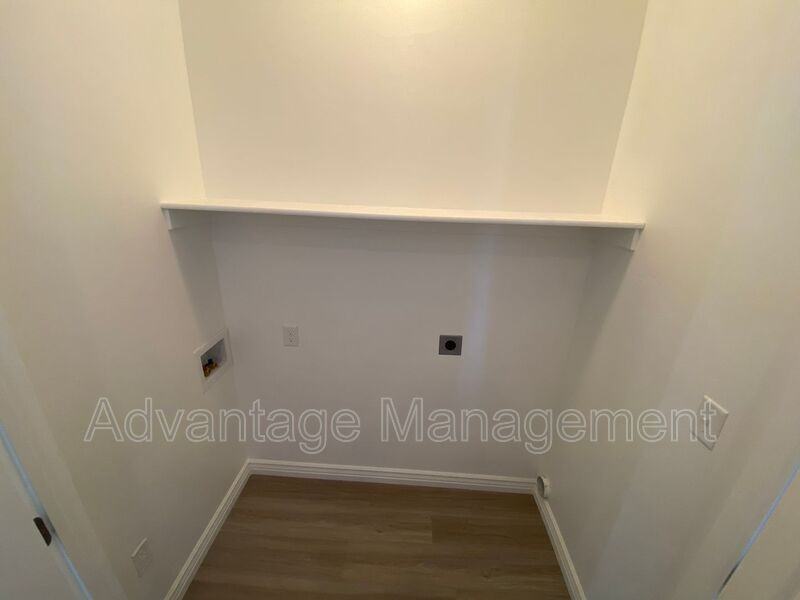 738 Ne - Photo 4 of 11