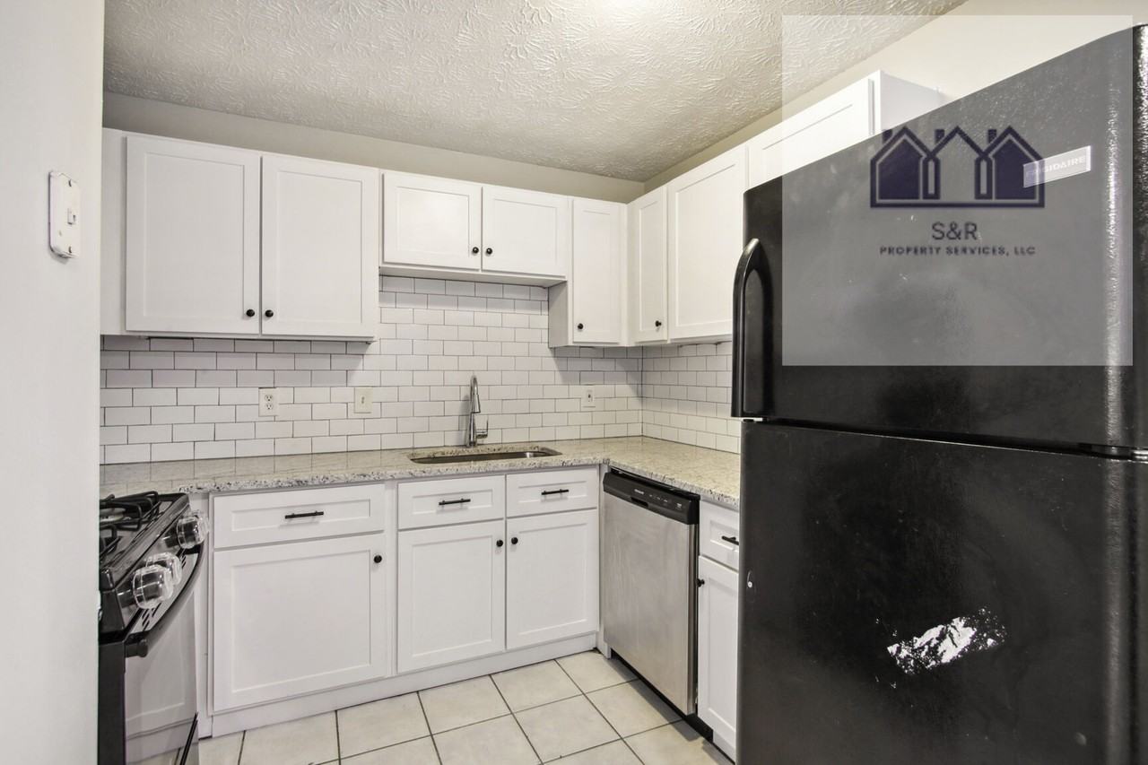 4283 Grogan St Nw - Photo 6 of 13