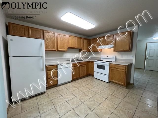 1243 Willow St Se - Photo 3 of 10