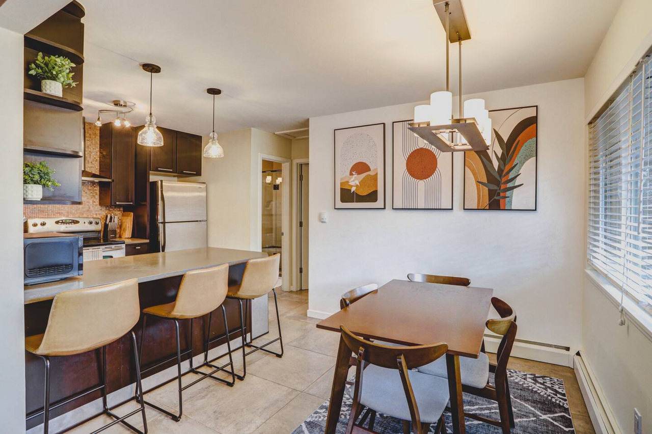 1211 Linden Ave Unit B #B - Photo 3 of 7