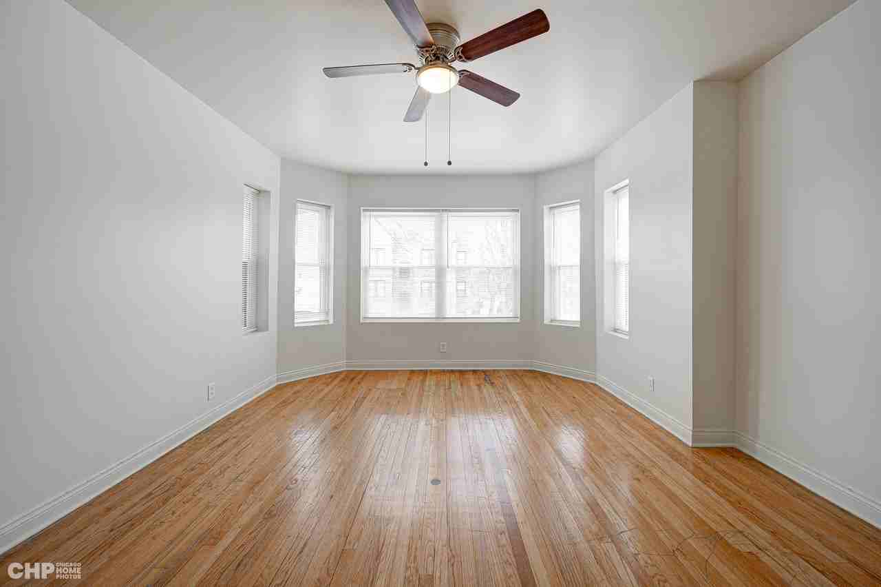 8101 S Loomis Blvd #8101-2 - Photo 2 of 16