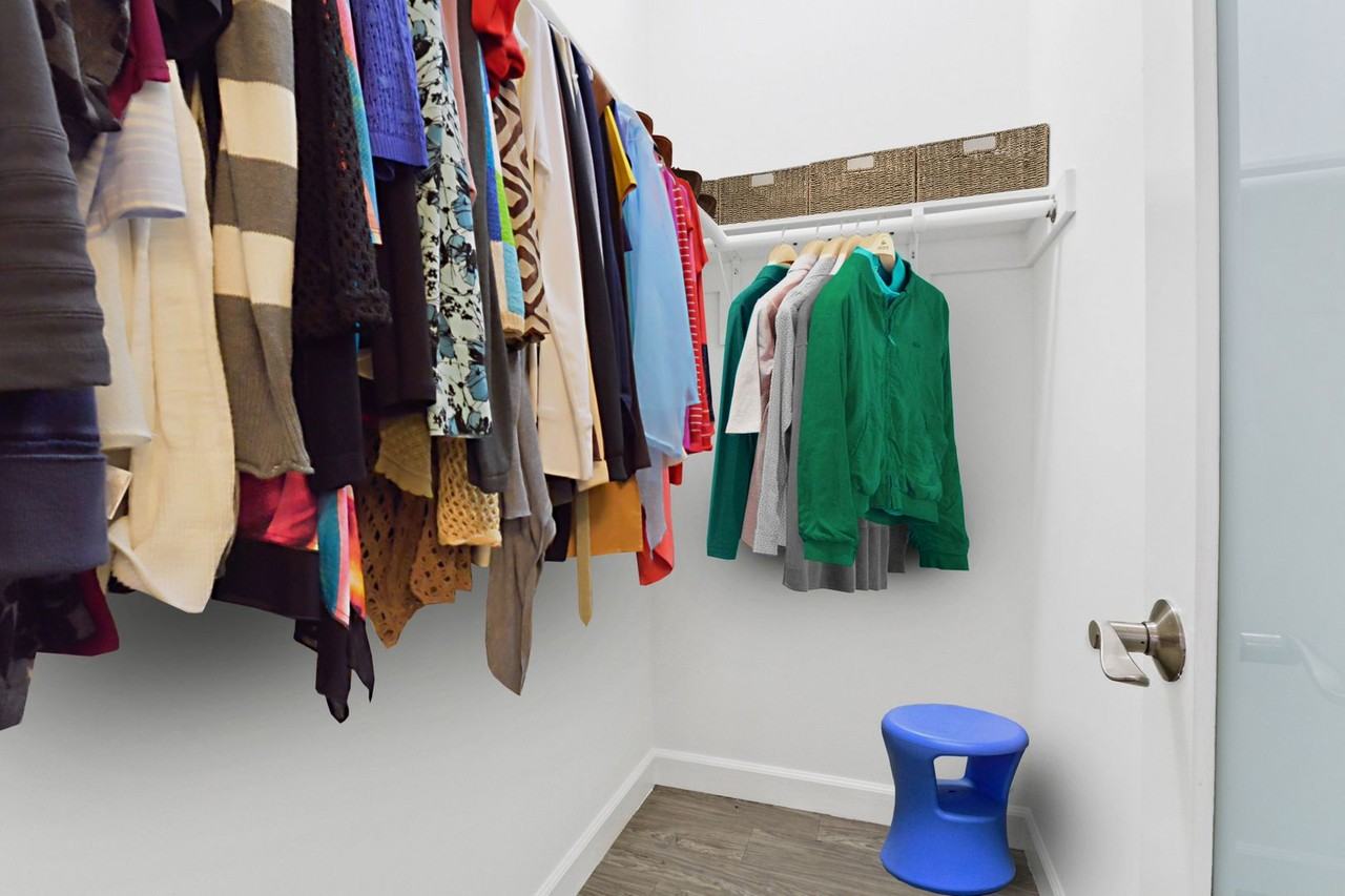 Barton Apartments - Photo 6 of 31