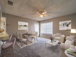 featured image of 4450 Ridgemont Dr