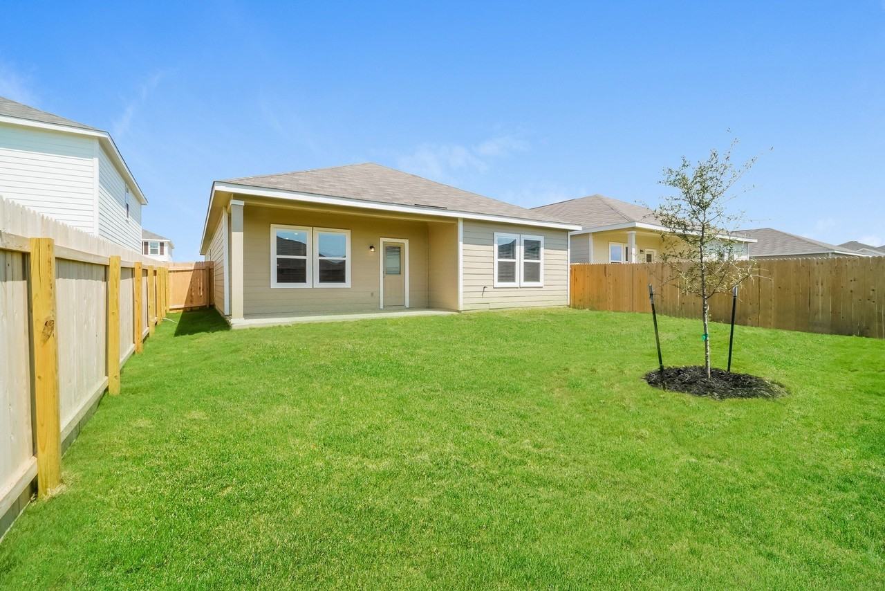 Beacon at Meridian I - Photo 6 of 50