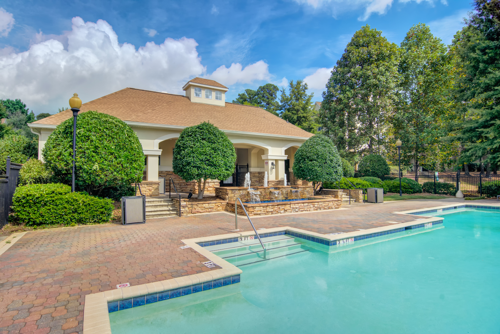 Grande Club Apartments - Photo 2 of 19