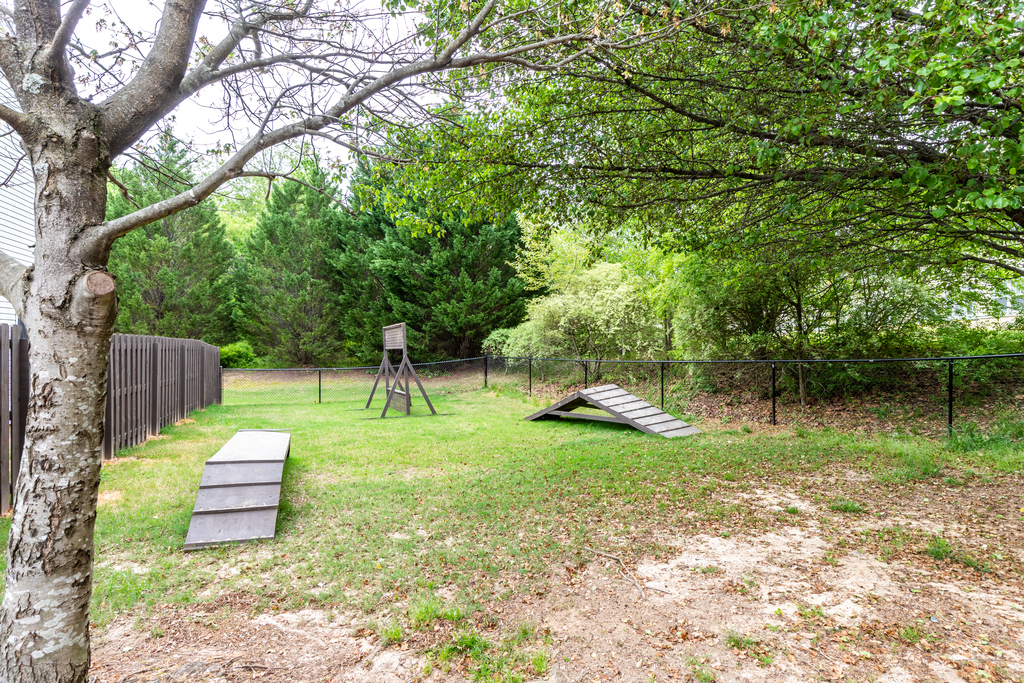 Estates at Bellwood Apartment Homes - Photo 7 of 20