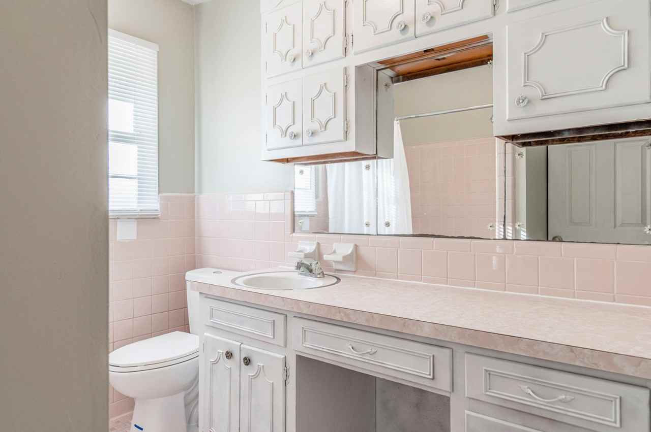 Raleigh Ct - Photo 7 of 10