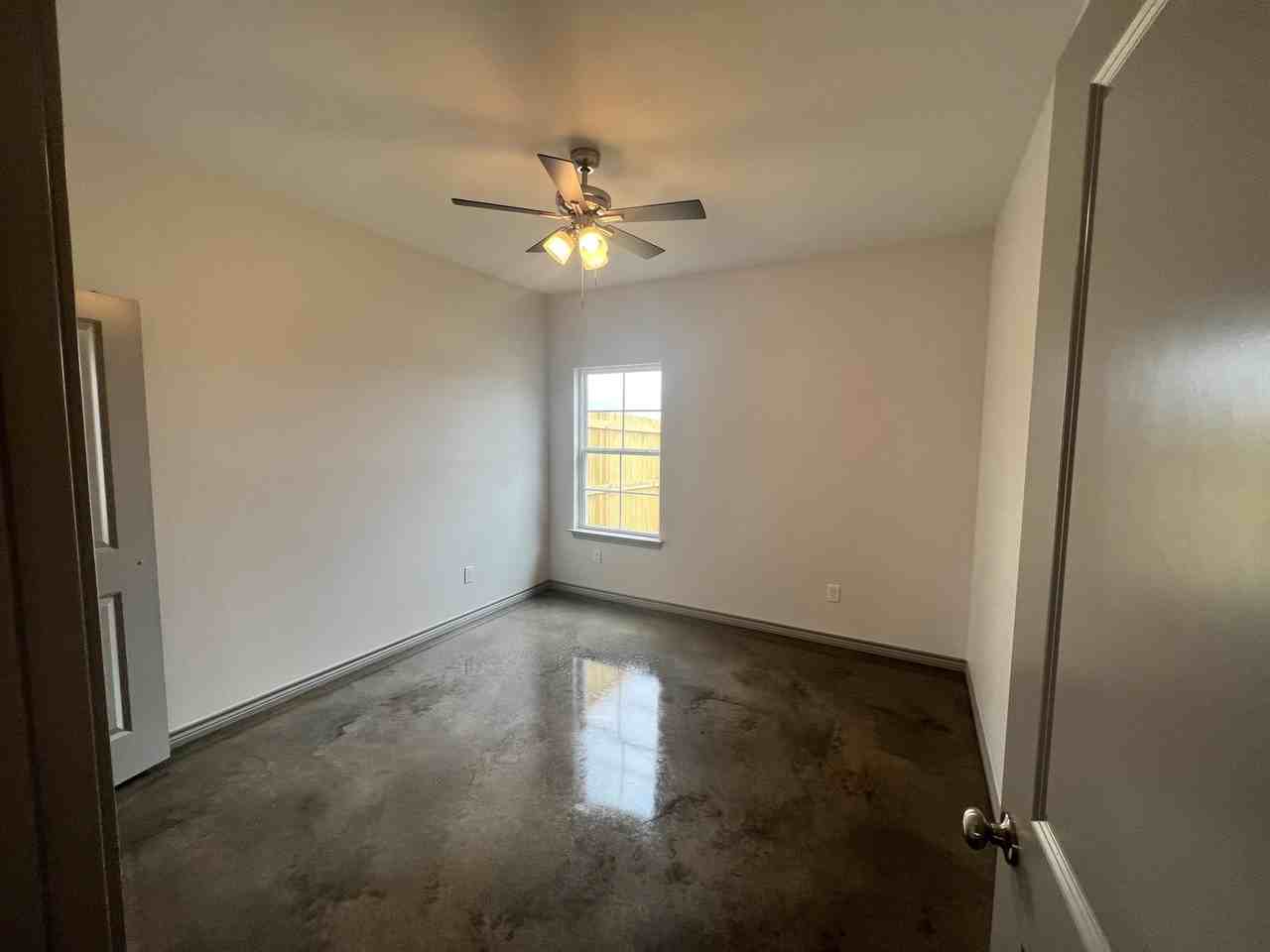 19568 Fonda 2 #2 - Photo 5 of 10