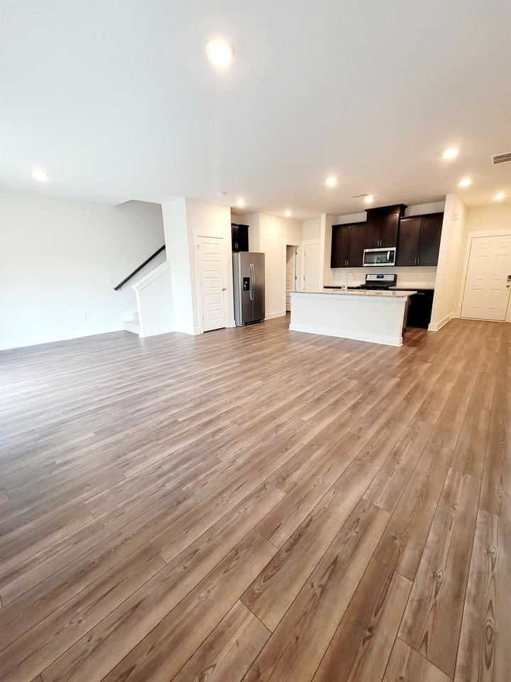 202 Round Back Way #1 - Photo 7 of 9