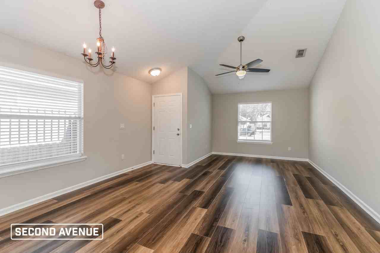 3057 Litchfield Dr - Photo 6 of 19