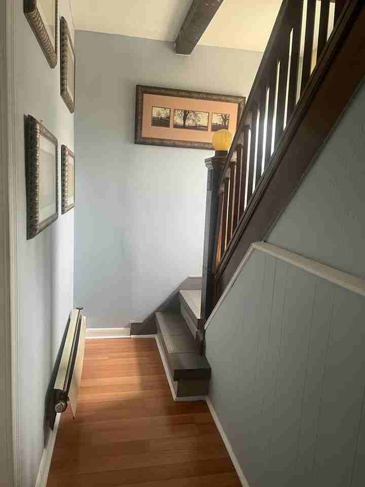 66 Carnation St 2nd Fl - Photo 2 of 8