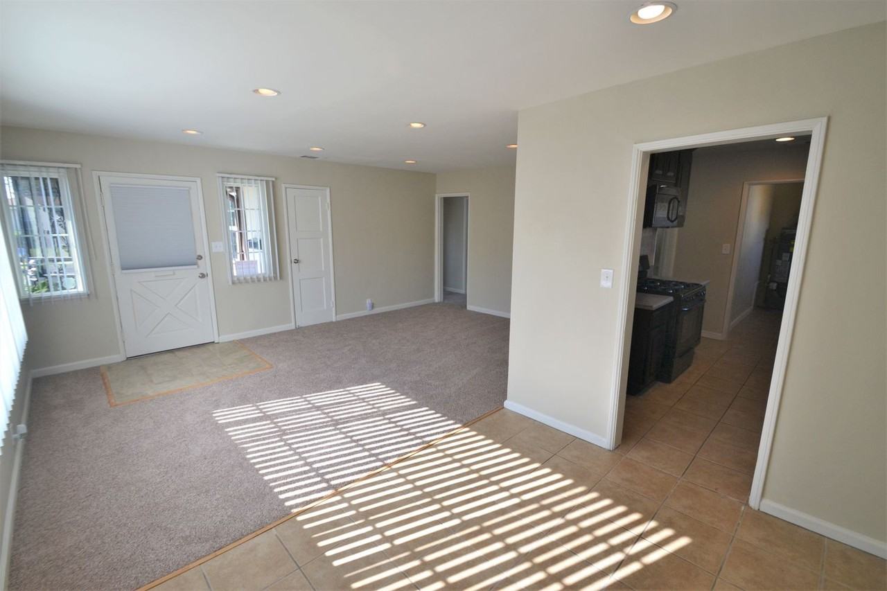 1609 W 110th Pl - Photo 3 of 14