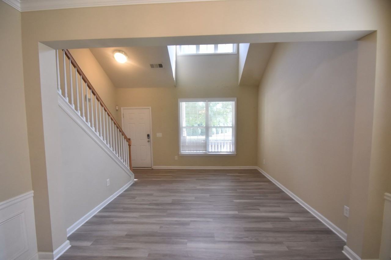 1439 Lady Slipper Ct Nw - Photo 2 of 14