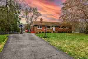 featured image of 3015 James St