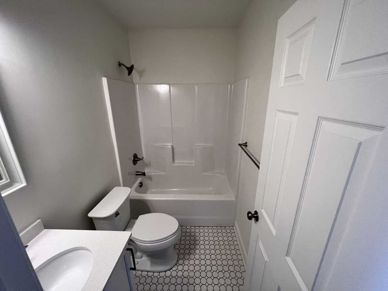 4472 Brassfield Dr - Photo 3 of 14