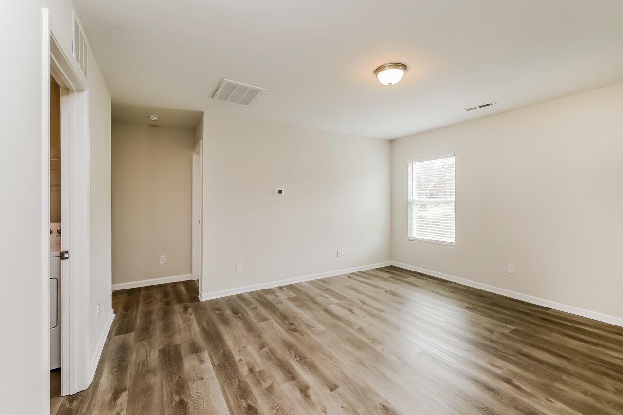 4324 Shadi-Green Ln - Photo 7 of 16