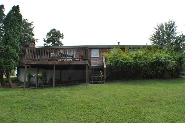207 Pinnacle Dr - Photo 3 of 13