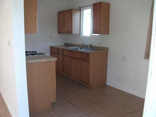 5470 Elm Ave - Photo 2 of 4