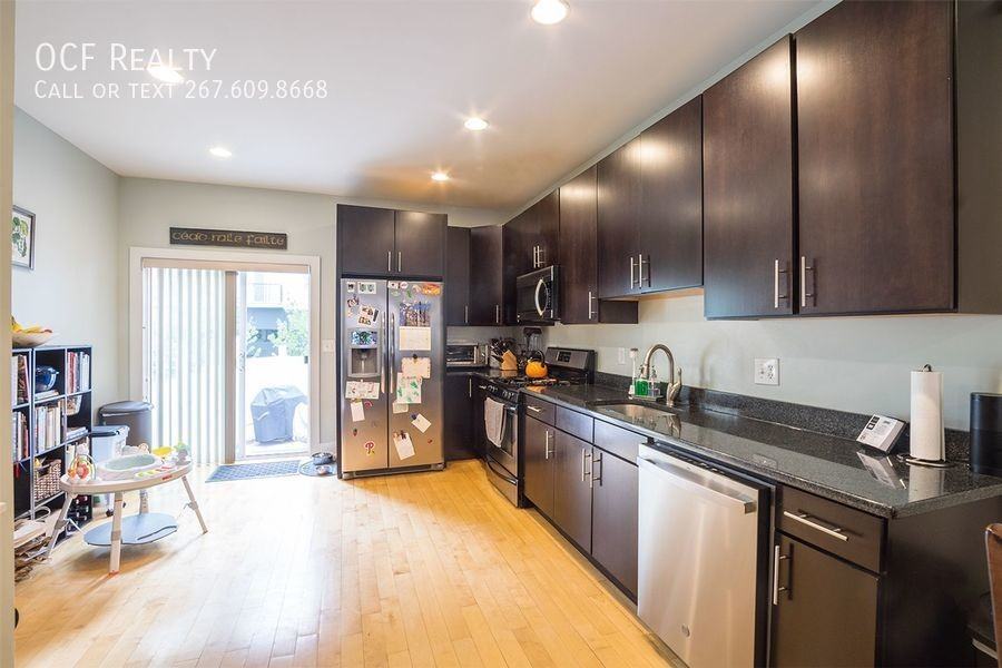 2520 Kimball St - Photo 2 of 24
