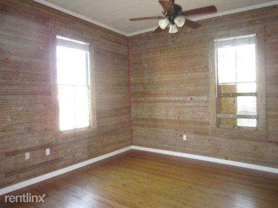 214 E 7th St - Photo 3 of 8