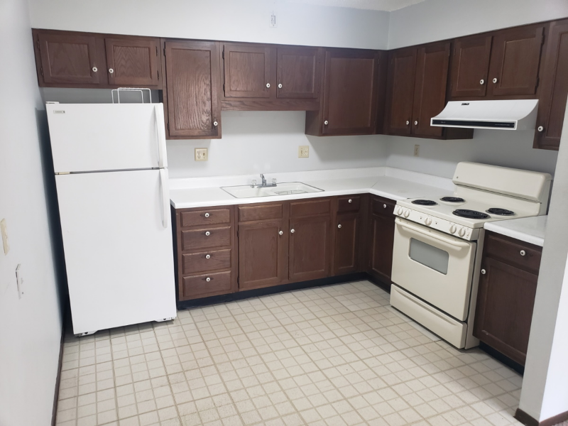 18 2nd St #1 - Photo 2 of 7