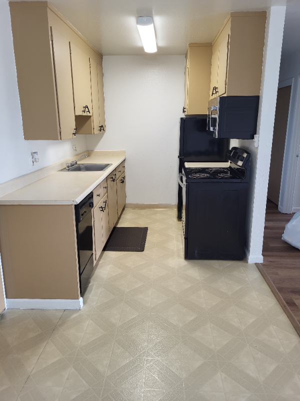 21403 Gary Dr - Photo 2 of 11