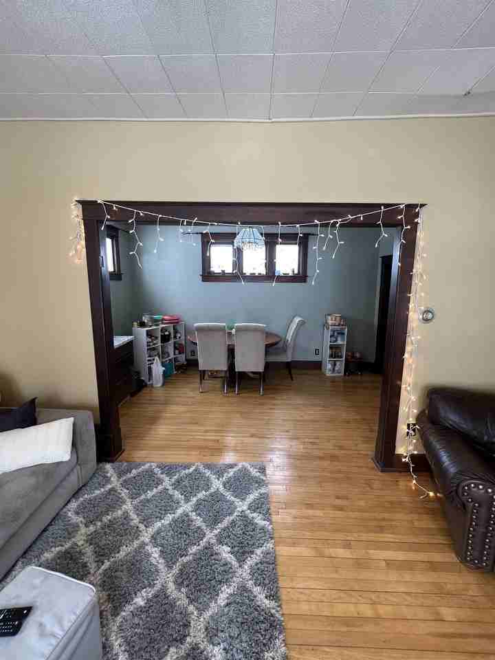 810 6th Ave #810 - Photo 3 of 21