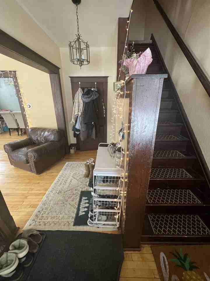 810 6th Ave #810 - Photo 5 of 21