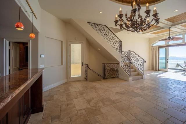 61A S Surfside Ave - Photo 3 of 31