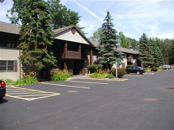 Philomena Apartments - Photo 3 of 9