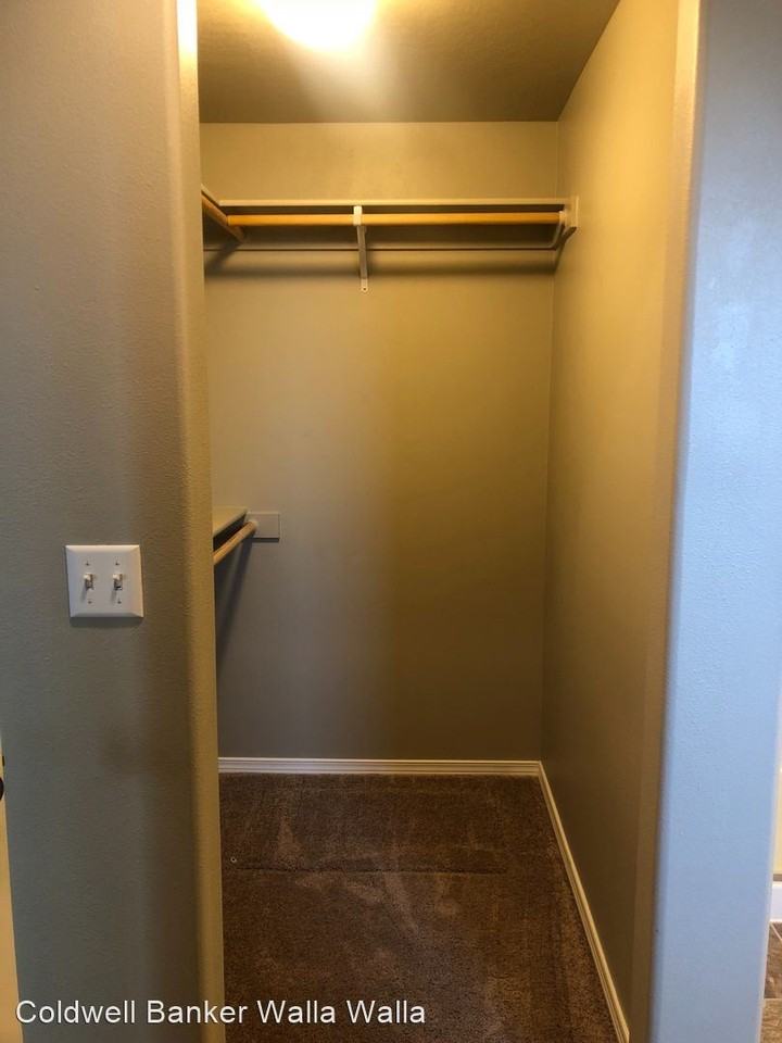 1206 Sw 4th St - Photo 3 of 21