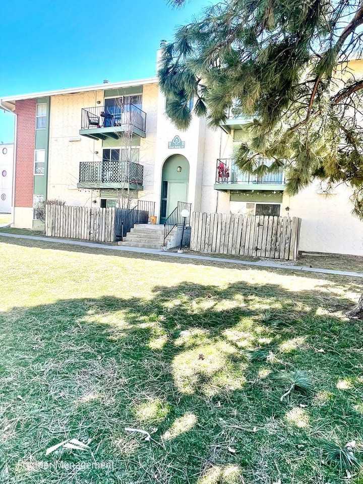 12162 Melody Dr #304 - Photo 3 of 13