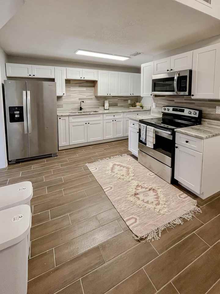 Kinlock Dr - Photo 3 of 8