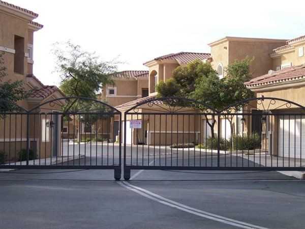 Montana Del Sol - Photo 2 of 3