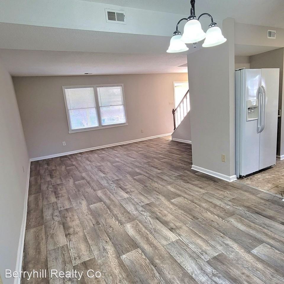 7200 Shadowlake Dr - Photo 3 of 36