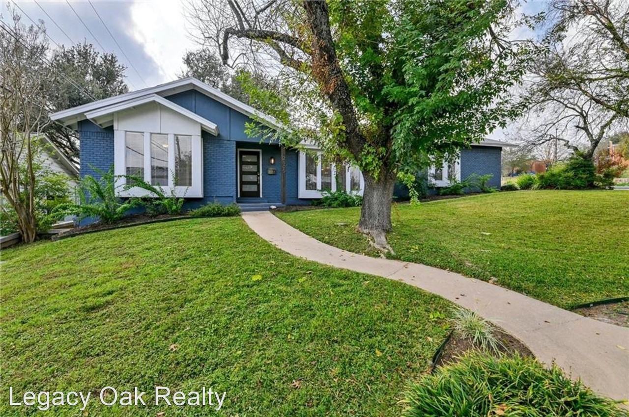 2505 Wilke Dr - Photo 3 of 24