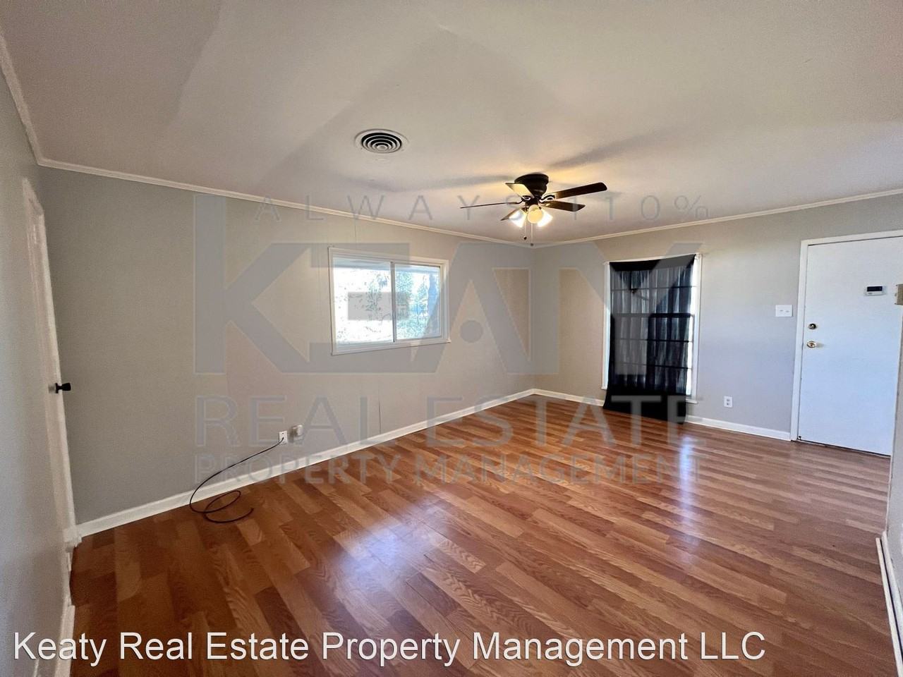 1115 Pandora St - Photo 3 of 13