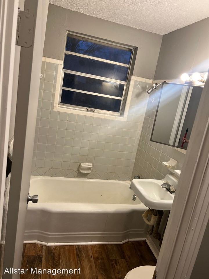 164 College Avenue - Photo 3 of 4