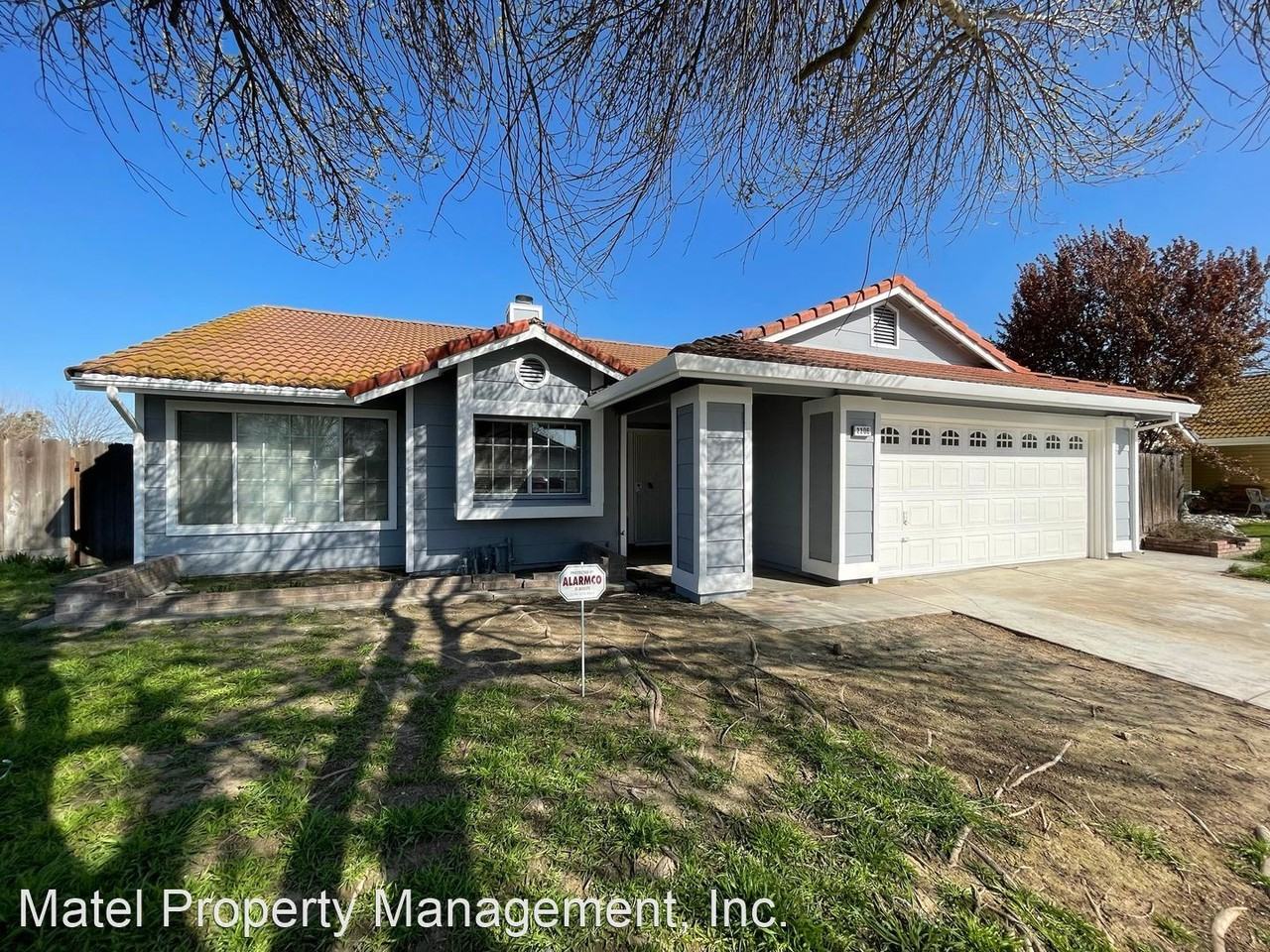 2206 Orchard Creek Dr - Photo 2 of 18