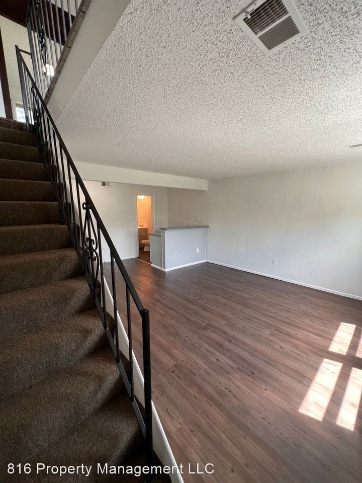 10514 E 41st Ter - Photo 3 of 14